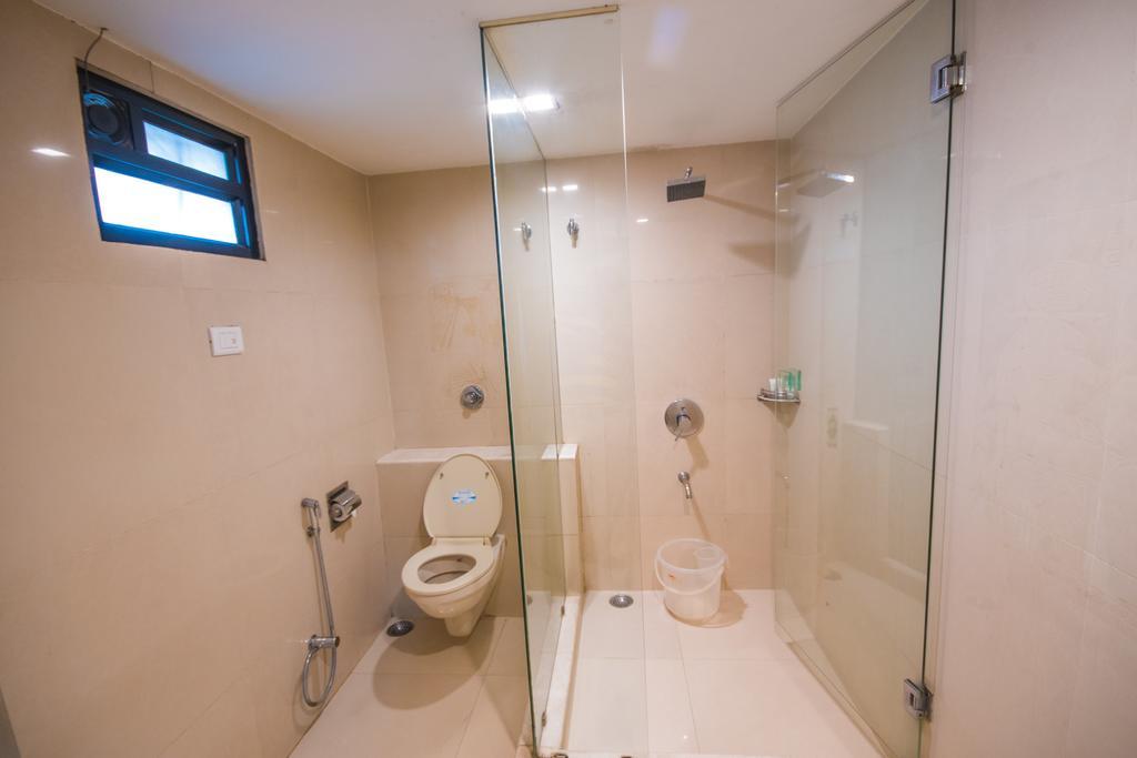 Infiniti Hotel And Spa Indore Zewnętrze zdjęcie